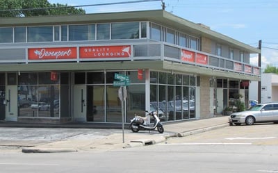 Davenport_Lounge.jpg